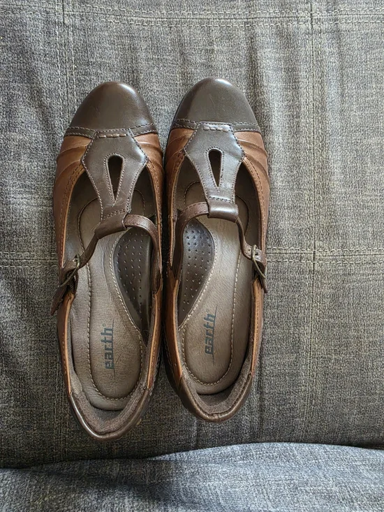 Earth Brown Two-Tone Leather Mary Jane Flats - Picture 2 of 3